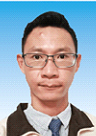 秘書粘育軒