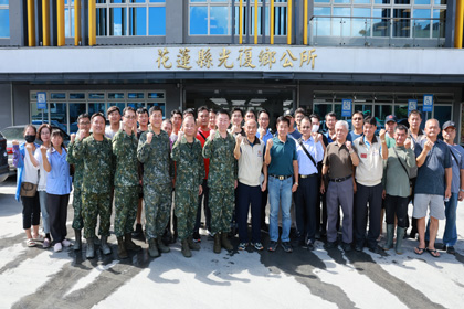 指揮官劉中將慰問花蓮光復鄉受災官兵、輔導幹部