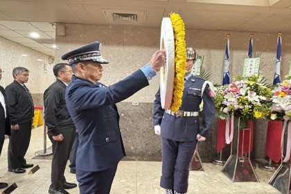 副總長執行官黃上將主持民國115年國軍示範公墓春祭典禮 副總長執行官黃上將主持民國115年國軍示範公墓春祭典禮