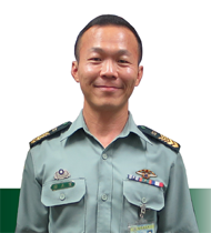 韓正宏士官長
