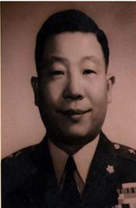 4th Commander-in-chief General Peng Meng-chi Batch 5, Whampoa Military Academy  Term: September 1, 1949 – February 16, 19491 (3.5 months)