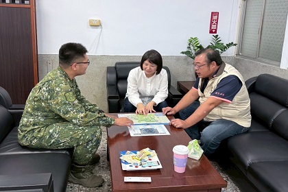 埔心輔導中心鐘主任、埔心張鄉長等人與災防連絡官研討轄內防災作為