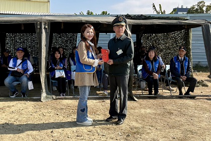彰化縣敬軍顧問團前往北岸27砲陣地實施敬軍慰問