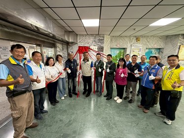 高雄市後備指揮部指揮官伍上校主持左營區區長暨左營區輔導中心辦公室揭牌儀式