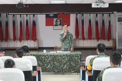 中部地區後備指揮部副指揮官紀上校蒞部實施「中秋節暨雙十國慶日連續假期軍紀安全巡迴宣教」