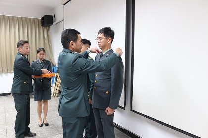 指揮官張上校主持本部114年9月分不定期晉任授階典禮