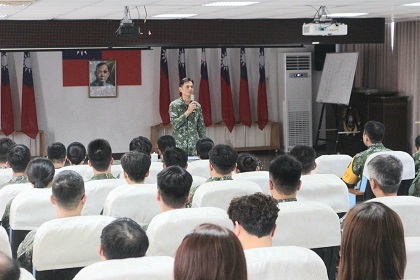中部地區後備指揮部副指揮官紀上校蒞部實施連續假期軍紀安全巡迴宣教