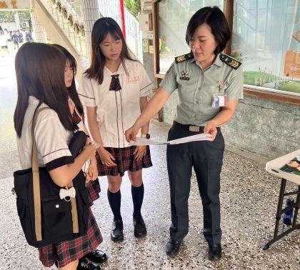 走入校園曾文家商人才招募活動