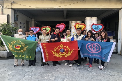 鶯歌區輔導中心慶祝母親節